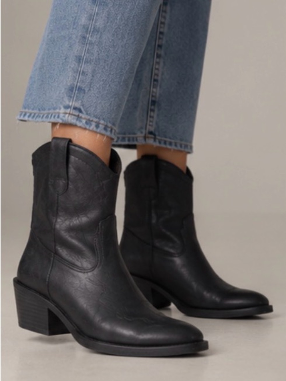 ONLY WORN 3 TIMES: Born Wynd Leather Black Ankle Booties | Size: 7.5W